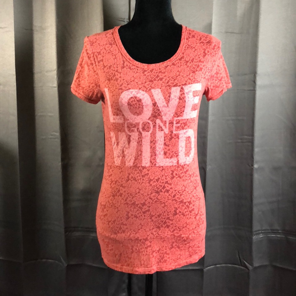 American Eagle Outfitters Tee